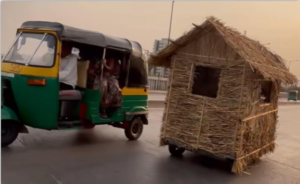 Viral Home Car: रोड़ पर दौड़ती दिखी झोपड़ीनुमा कार,लोग देखकर रह गए भौचक्के,यूजर्स ने कहा कि यह है टार्जन द वंडर कार