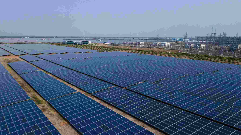 Solar Energy: भारत सौर ऊर्जा उत्पादन में जापान को पछाड़कर तीसरे स्थान पर, 2015 में था नौवां स्थान