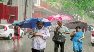 Monsoon Arrival: दिल्ली-यूपी हरियाणा समेत इन राज्यों में गर्मी का कहर