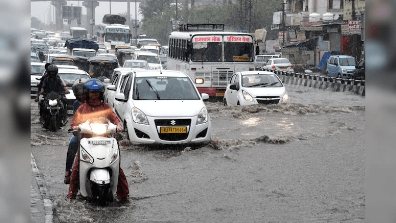 राजस्थान में लोगों के लिए मुसीबत बना मानसून, कई जिलों में आंधी-बारिश का अलर्ट जारी