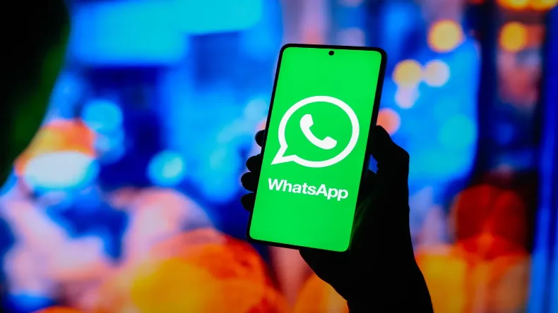 WhatsApp पर आया चौंका देने वाला अपडेट,  वीडियो कॉल पर सितारे जैसा चमक उठेगा चेहरा, ऐसे करें एक्सेस