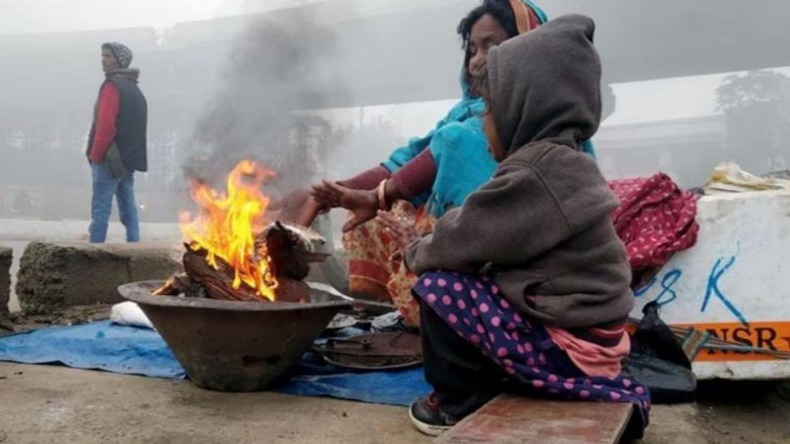 Today’s weather: कड़ाके की ठंड की चपेट में हैं ये 10 राज्य, जानें दिल्ली का भी हाल