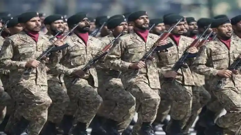 Pakistan Army: पाकिस्तान की सेना में हैं कितने हिंदू काम करते हैं?